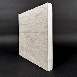 All panel surfaces are maple including the 1 thick sides. There are no unfinished plywood edges that will be seen on the side of the painting, only finely sanded maple veneer. The Cradled back has recessed slots to hang art flush on the wall securely. Maple Art Panels are made in the USA by Art Boards Archival Art Supply.